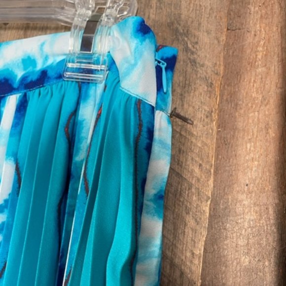 White House Black Market Pleated Tie-Dye Maxi Skirt - Size 4 - NWT - Picture 17 of 17